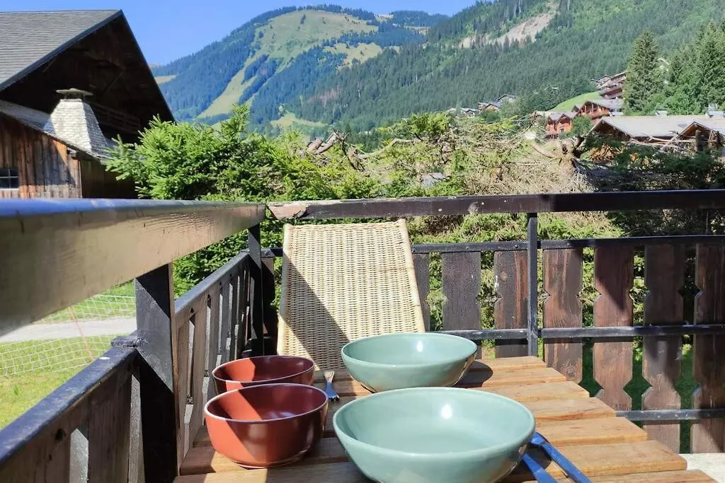 Studio Chatel Renove Et Lumineux Apartment