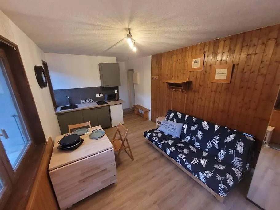Studio Chatel Renove Et Lumineux Apartment