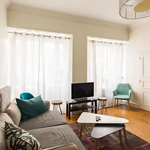 https://le-chapitre-appartement-charmant-au-coeur-du-centre.inbrittany.com